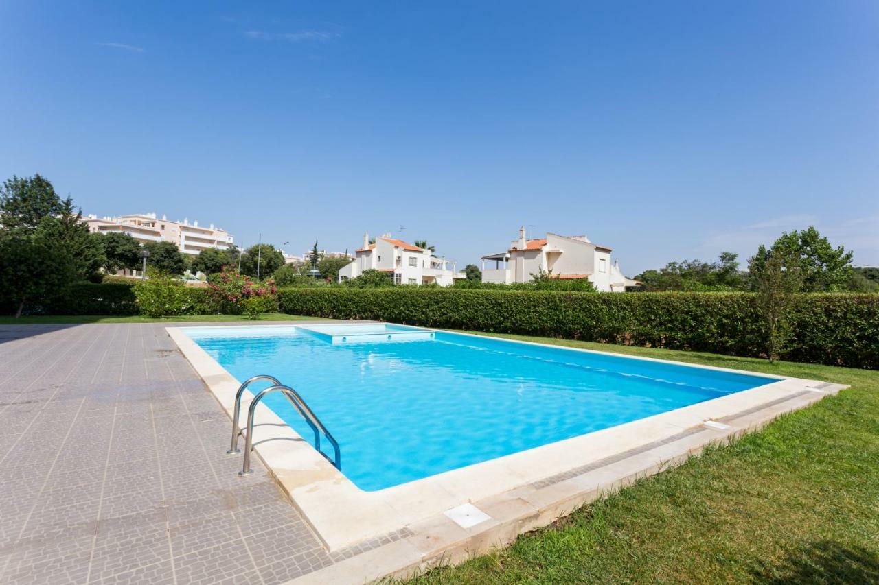 All Seasons Beach Apartment Espirito Santo Portimão Dış mekan fotoğraf